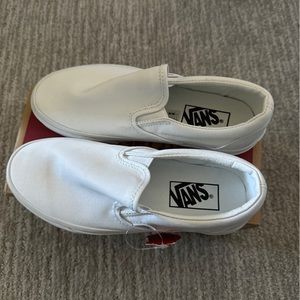 Brand New Vans Classic Slip-on Womens Size 6